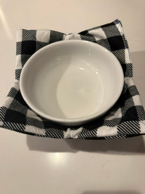 Checkered Bowl Cozie